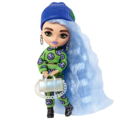 Кукла Барби Экстра Минис Модница в зеленом костюме с принтом смайликов Barbie Extra Minis #3 Sweatsuit with Smiley Face Print