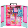 Игровой набор Барби шкаф чемодан с наборами одежды Barbie Closet Playset with Outfits