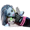 Кукла Монстер Хай Фрэнки Штейн с питомцем Monster High Frankie Stein with Pet Dog Watzie Mattel (JHK31)